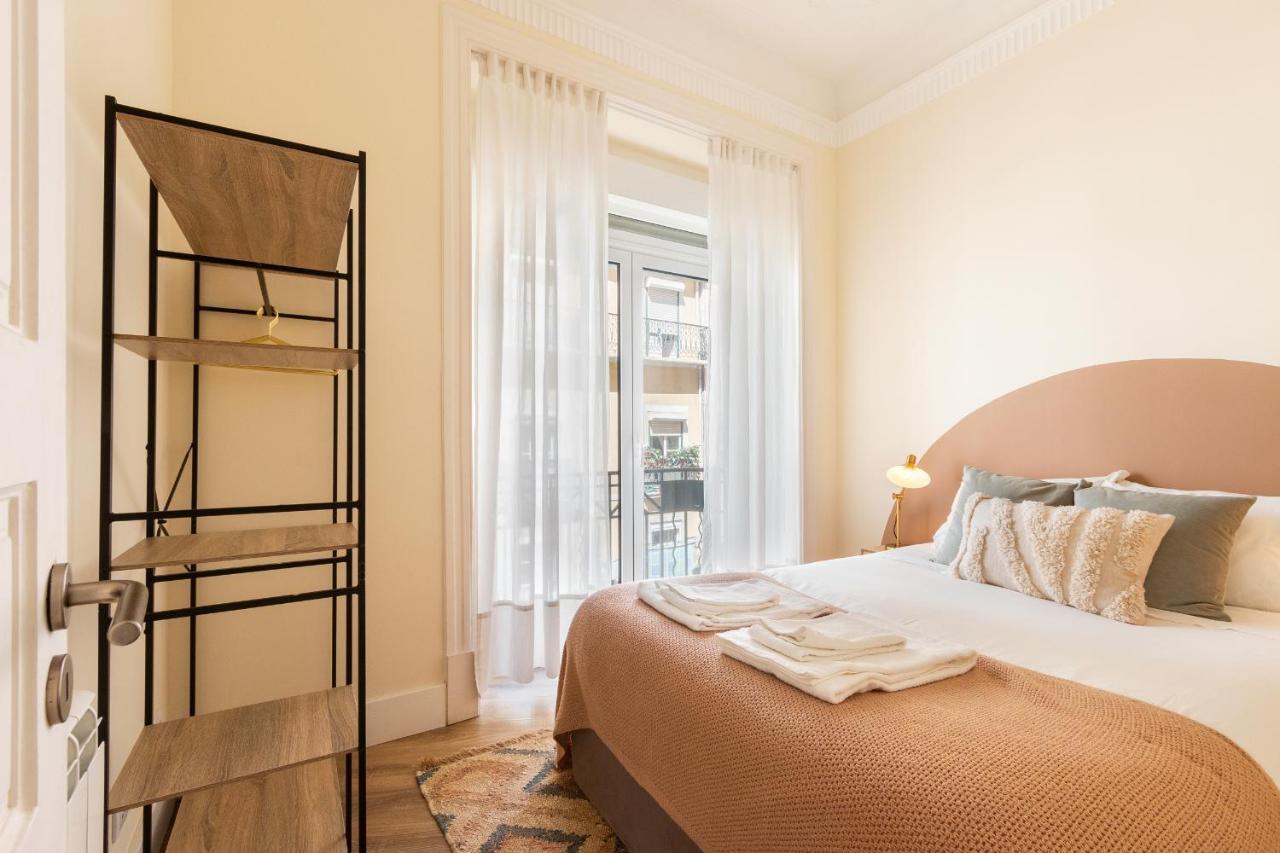 Bright City Center, 10M From Subway, 6 Rooms, Up To 20 Ppl Lisboa Exteriér fotografie